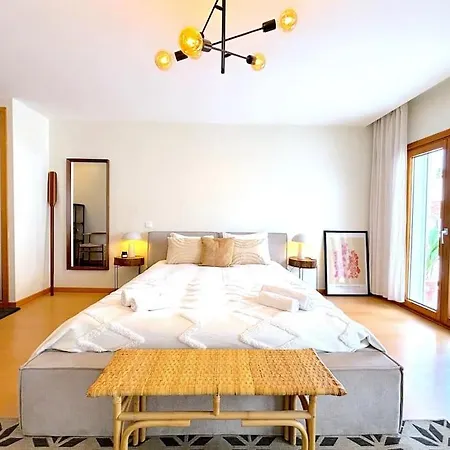 Boutique W Sea View And Private Rooftop Terace