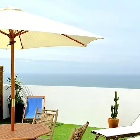 Boutique W Sea View And Private Rooftop Terace Appartement Nazaré