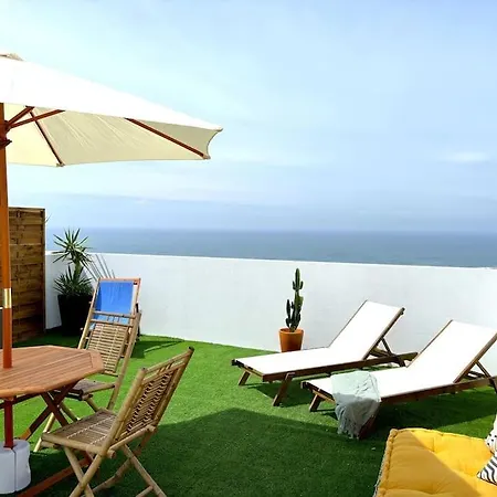 Boutique W Sea View And Private Rooftop Terace Appartement Nazaré