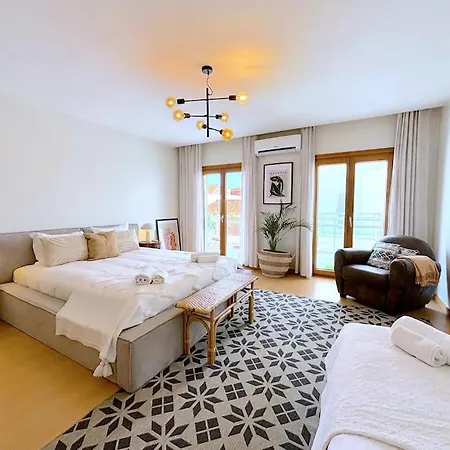 Boutique W Sea View And Private Rooftop Terace Appartement *