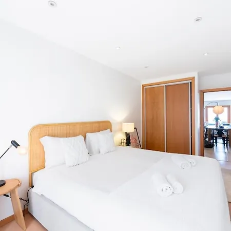 Boutique W Sea View And Private Rooftop Terace Apartamento Nazaré