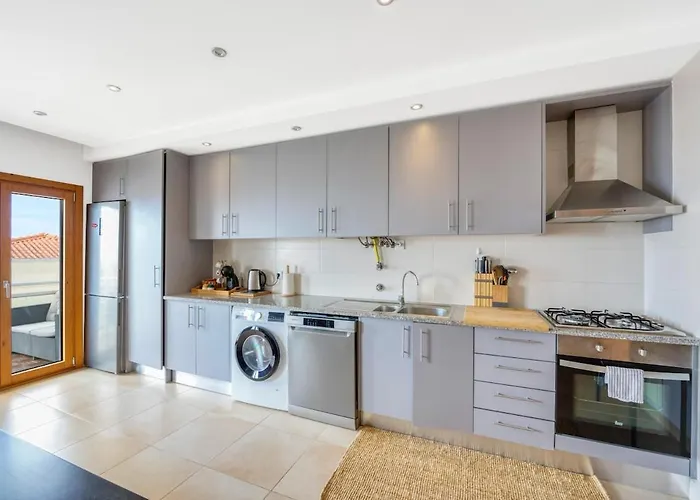 Boutique W Sea View And Private Rooftop Terace نازاريه